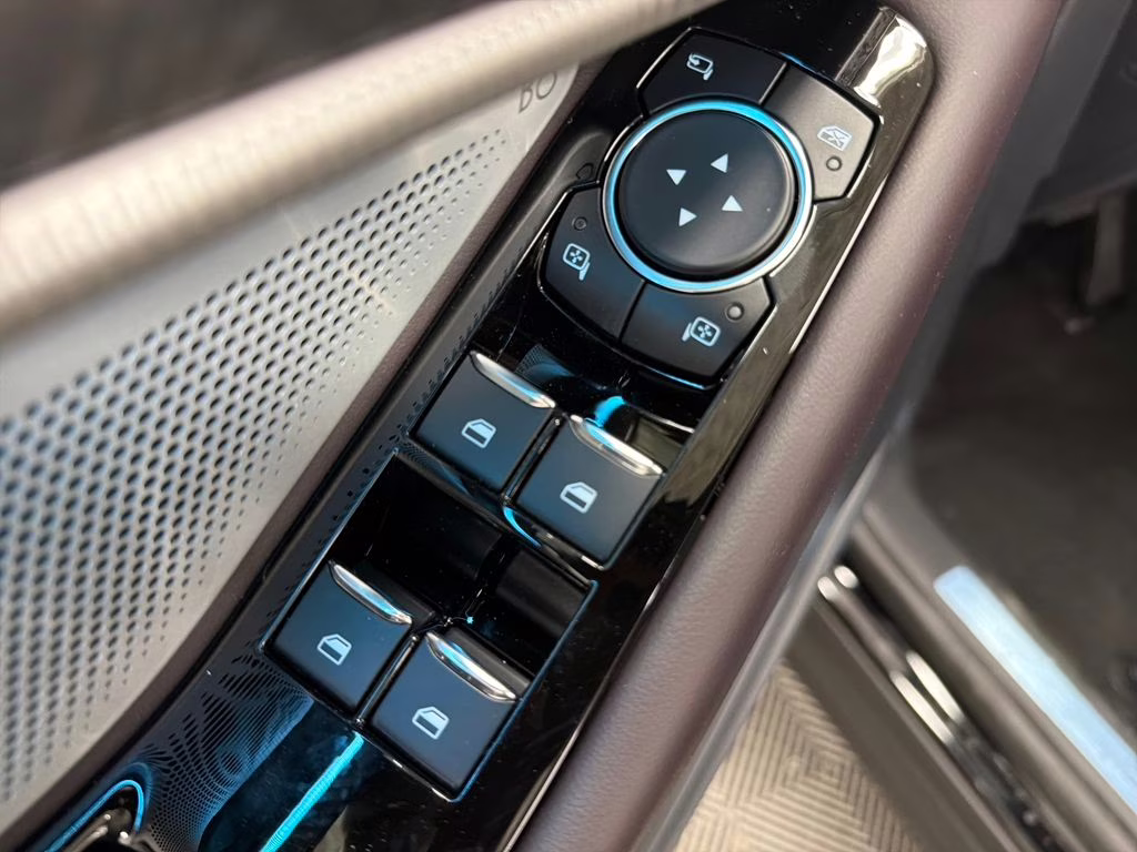 2026 AGATE BLACK Ford Explorer Platinum 4X4 SUV