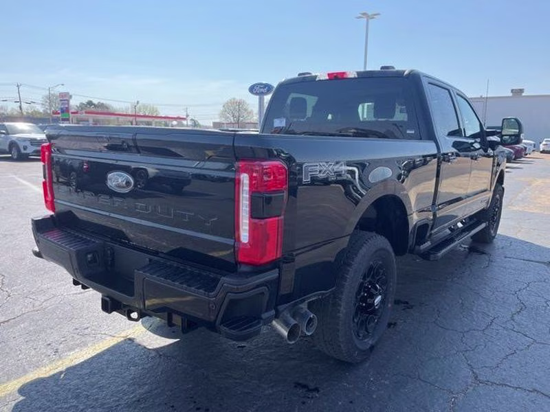 2026 Agate Black Metallic Ford Super Duty F-250 SRW LARIAT 4X4 Truck