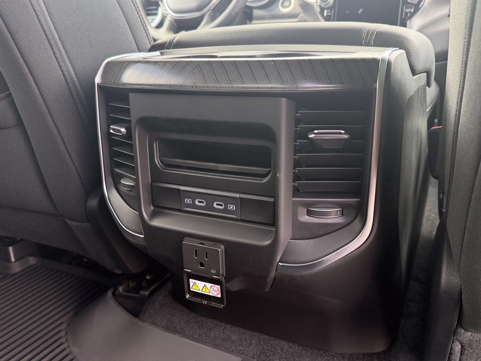 2026 Granite Crystal Metallic Clearcoat Ram 1500 Big Horn/Lone Star 4X4 Truck
