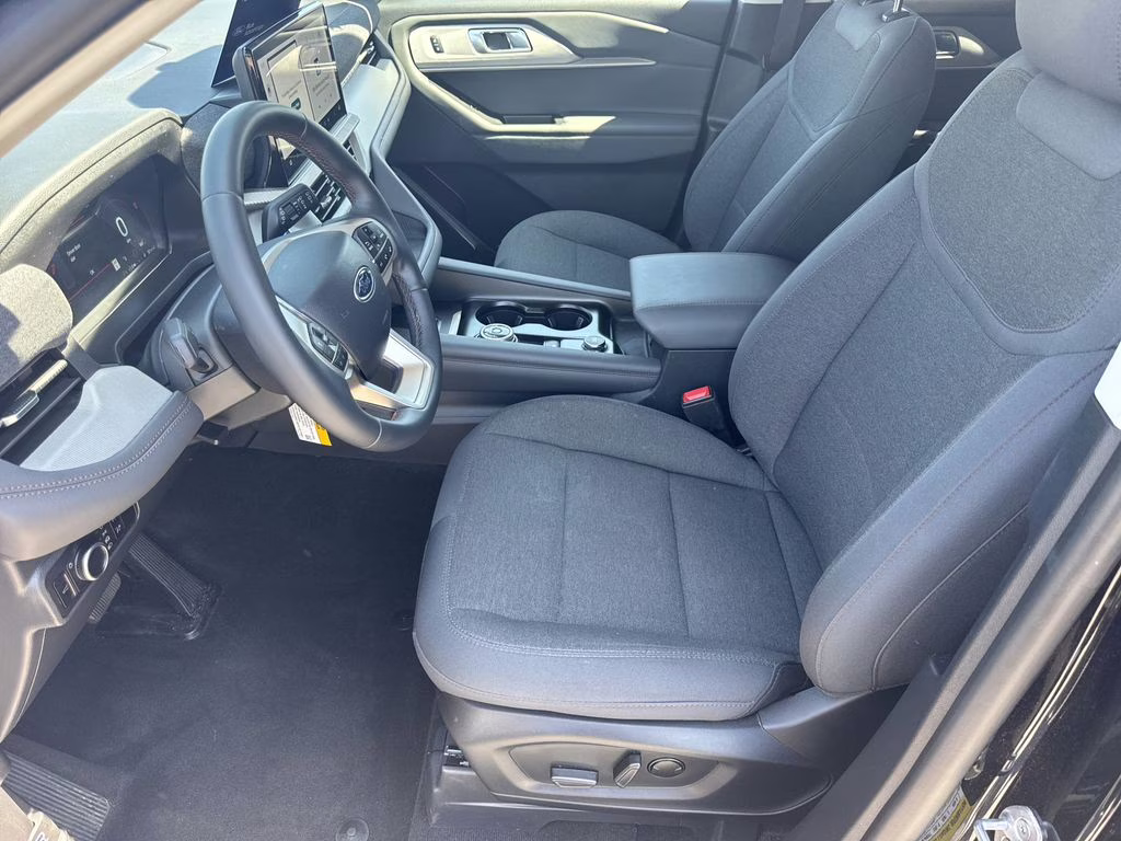 2025 Black Metallic Ford Explorer Active RWD SUV