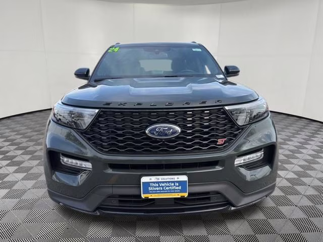 2024 Forged Green Metallic Ford Explorer ST 4X4 SUV