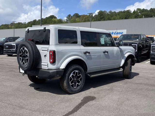 2026 Avalanche Ford Bronco Outer Banks 4X4 SUV