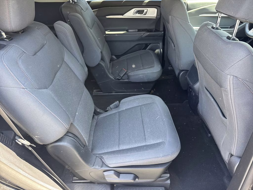 2025 Black Metallic Ford Explorer Active RWD SUV