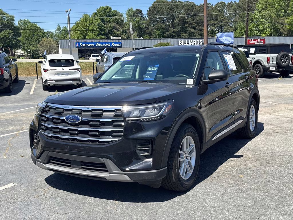 2025 Black Metallic Ford Explorer Active RWD SUV