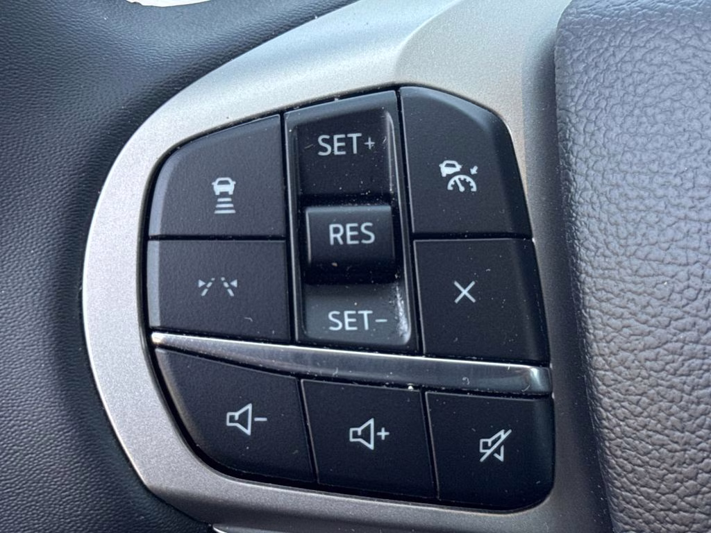 2025 Black Metallic Ford Explorer Active RWD SUV