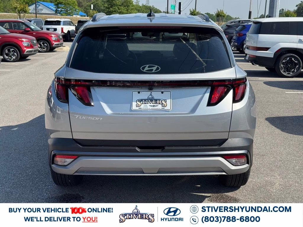 2026 Shimmering Silver Hyundai Tucson SEL FWD SUV