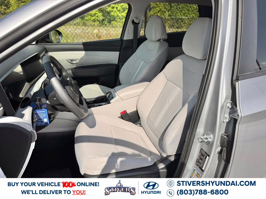 2026 Shimmering Silver Hyundai Tucson SEL FWD SUV
