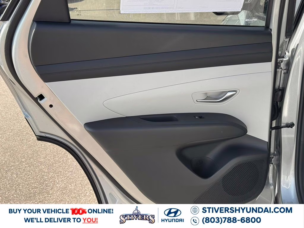 2026 Shimmering Silver Hyundai Tucson SEL FWD SUV