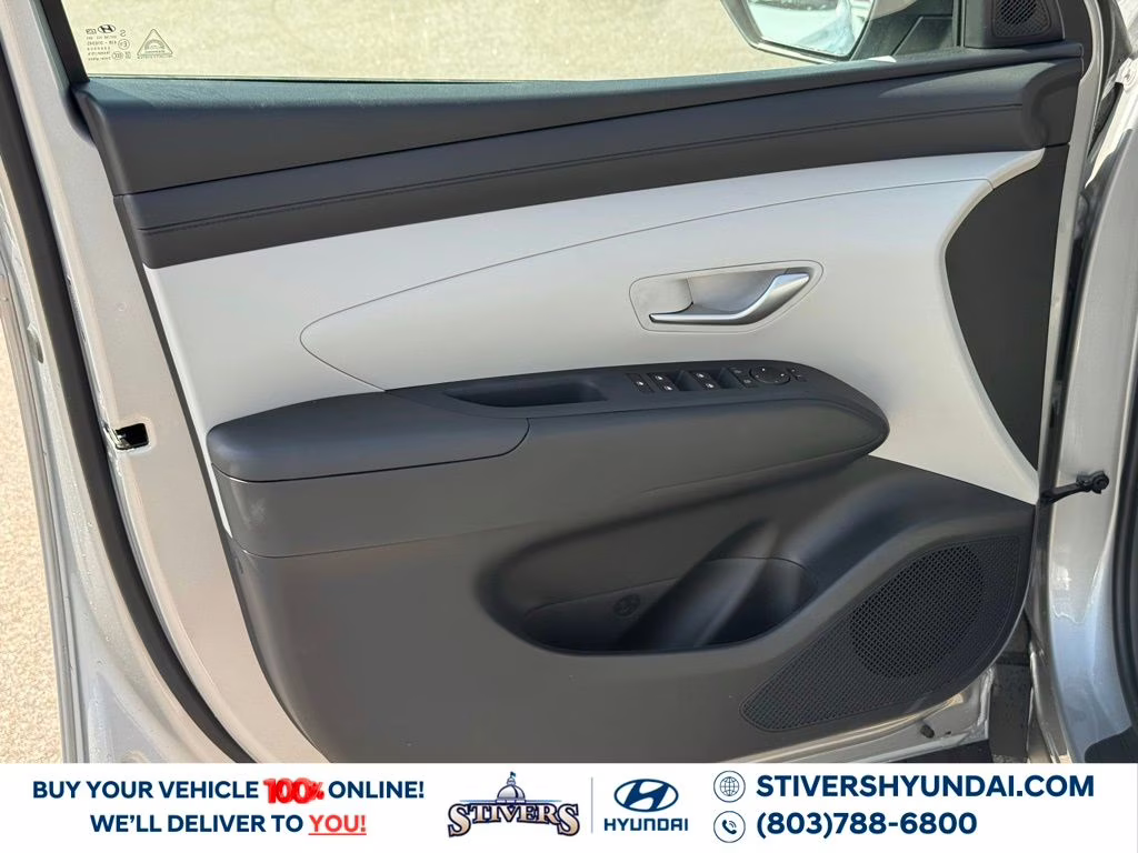 2026 Shimmering Silver Hyundai Tucson SEL FWD SUV