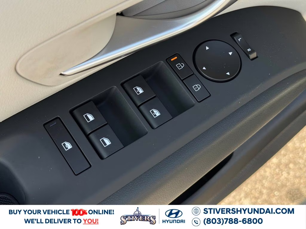 2026 Shimmering Silver Hyundai Tucson SEL FWD SUV