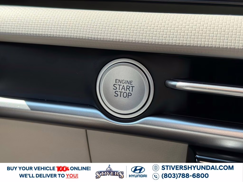 2026 Shimmering Silver Hyundai Tucson SEL FWD SUV