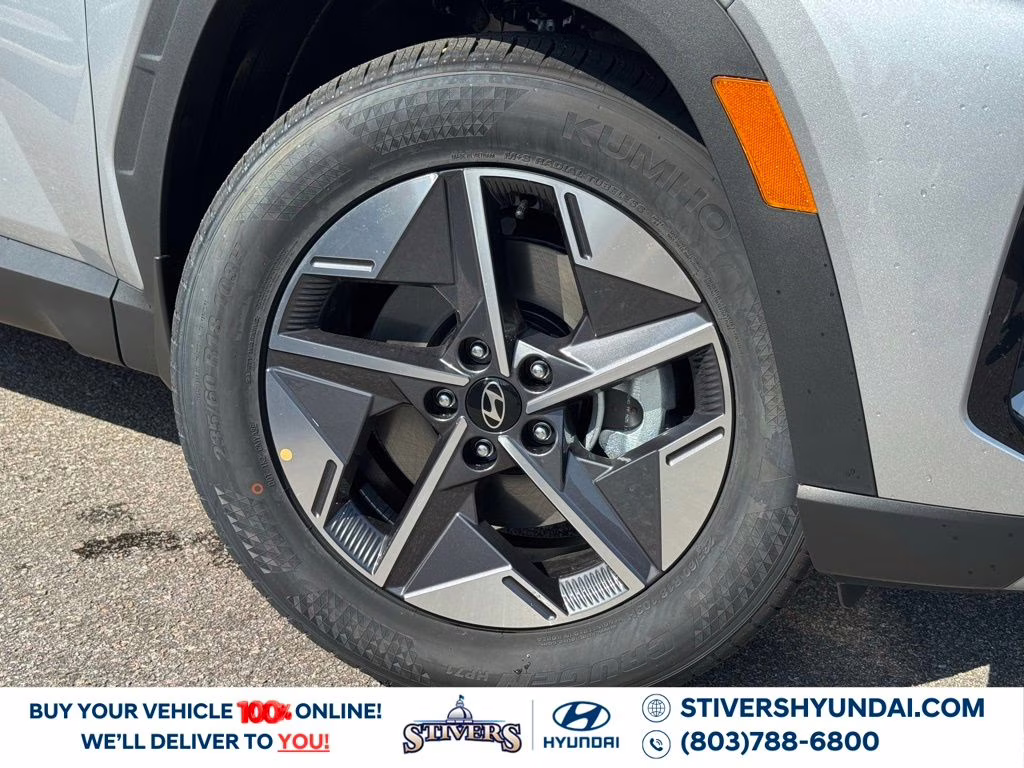 2026 Shimmering Silver Hyundai Tucson SEL FWD SUV