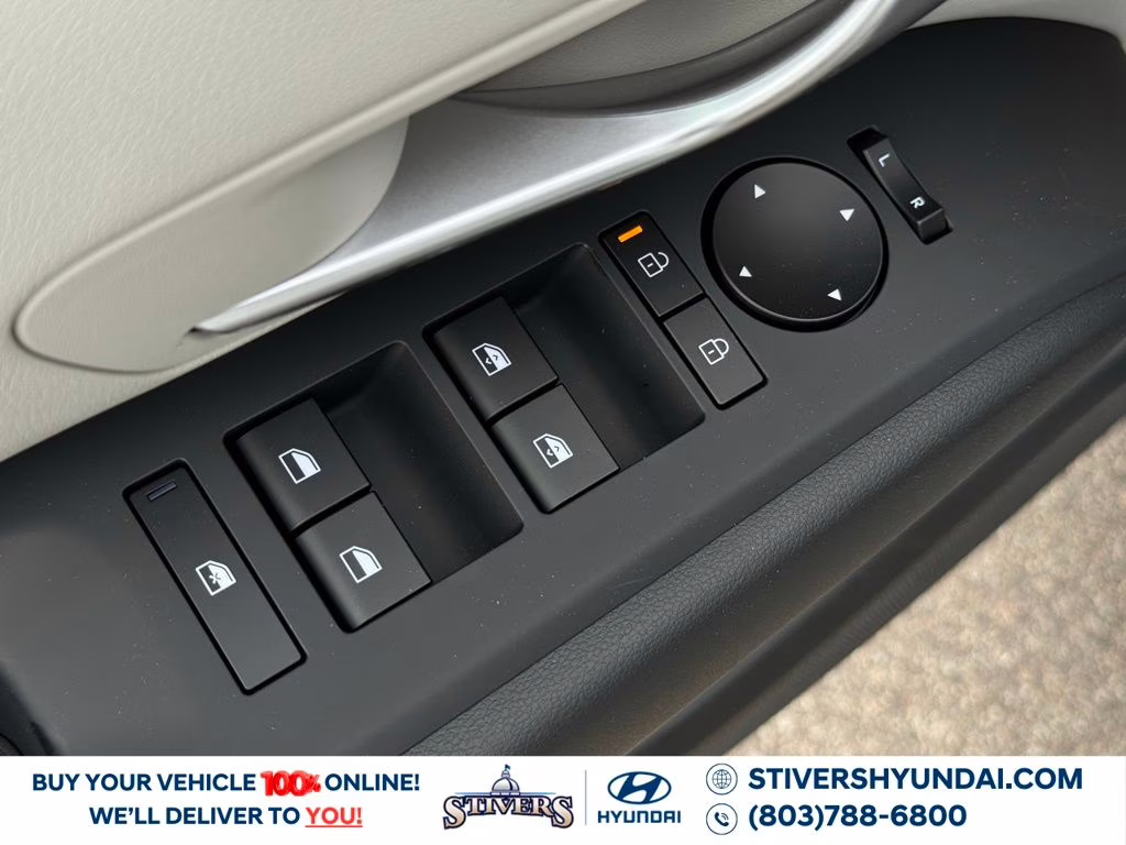 2026 Shimmering Silver Hyundai Tucson SEL FWD SUV