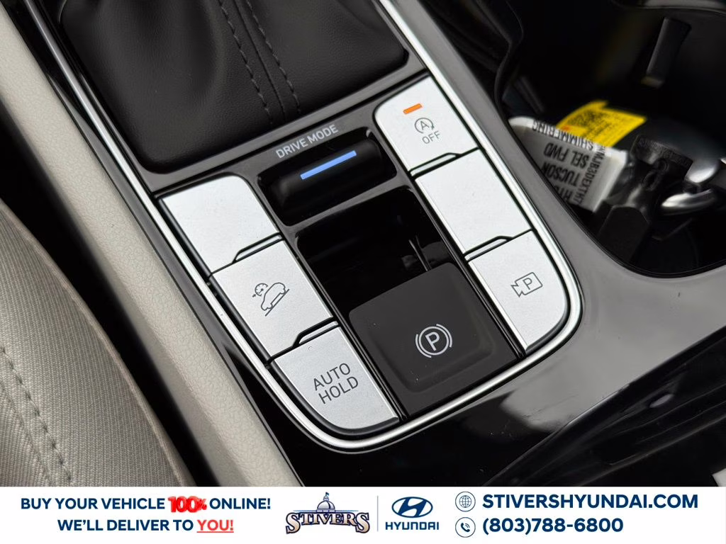 2026 Shimmering Silver Hyundai Tucson SEL FWD SUV