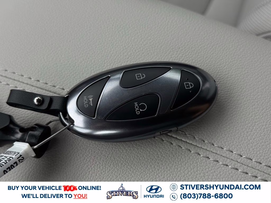 2026 Shimmering Silver Hyundai Tucson SEL FWD SUV