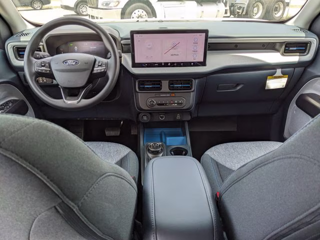 2026 Oxford White Ford Maverick XLT FWD Truck