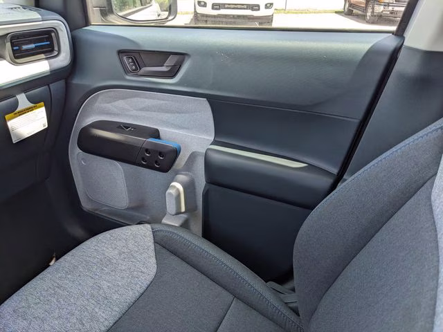 2026 Oxford White Ford Maverick XLT FWD Truck