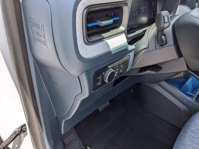 2026 Oxford White Ford Maverick XLT FWD Truck