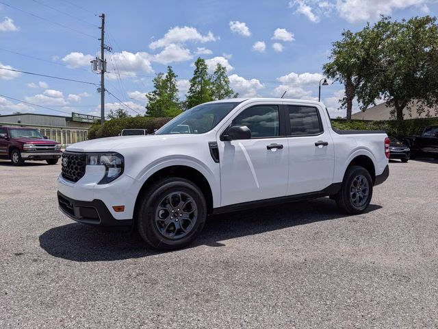 2026 Oxford White Ford Maverick XLT FWD Truck