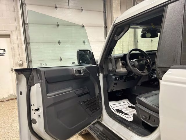 2026 Avalanche Gray Ford Bronco Outer Banks 4X4 SUV