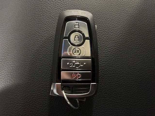2026 Agate Black Metallic Ford F-150 Lariat Black Appearance 4X4 Truck