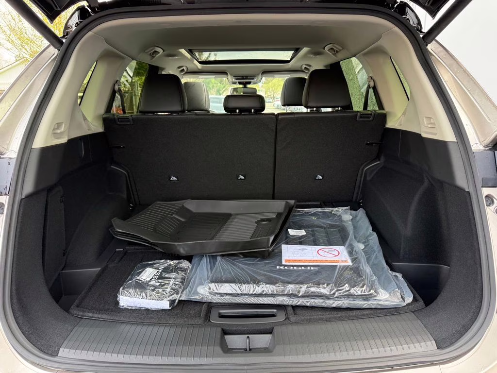 2026 Champagne Silver Metallic Nissan Rogue Platinum AWD SUV