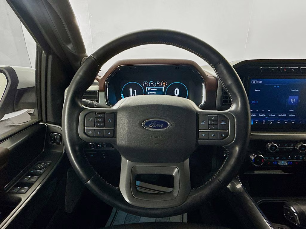 2022 Oxford White Ford F-150 Lariat 4X4 Truck