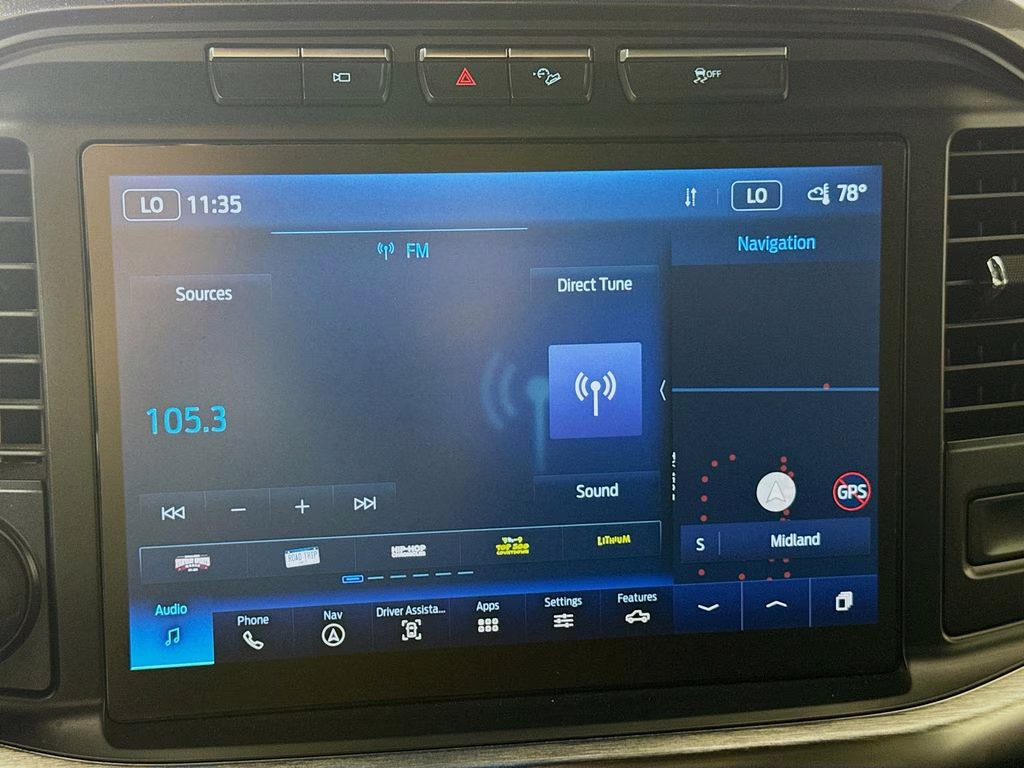 2022 Oxford White Ford F-150 Lariat 4X4 Truck