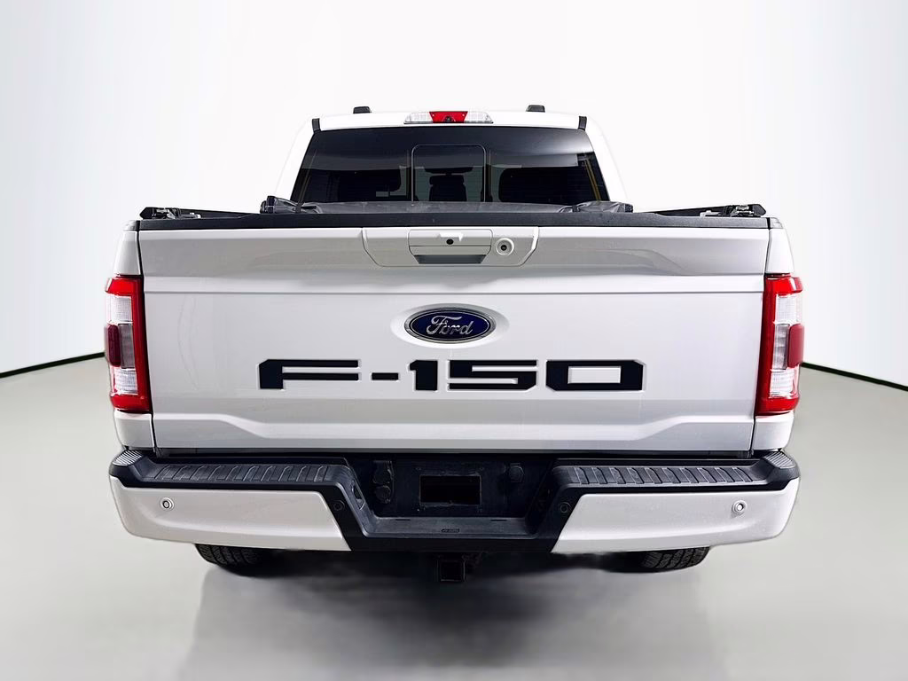 2022 Oxford White Ford F-150 Lariat 4X4 Truck