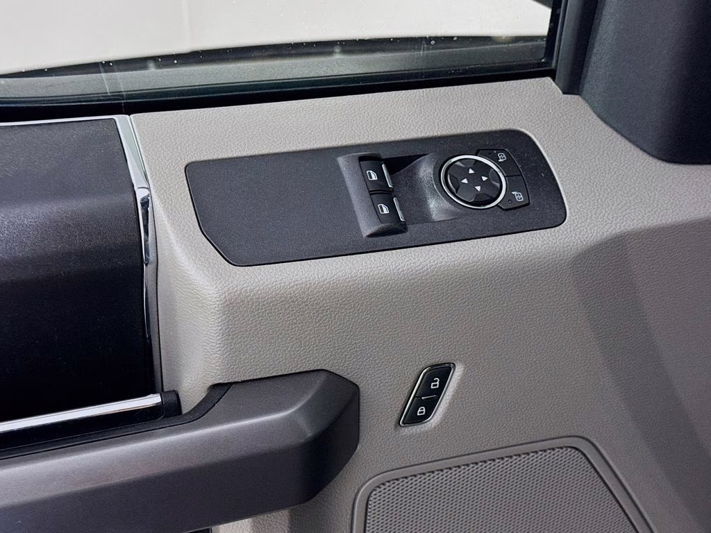 2020 Black Metallic Ford F-150 XLT 4X4 Truck