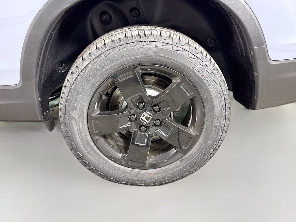 2026 Sonic Gray Pearl Honda Ridgeline Black Edition AWD Truck