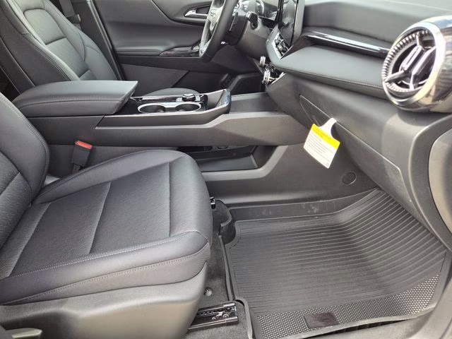 2026 Sterling Gray Metallic Chevrolet Equinox LT FWD SUV