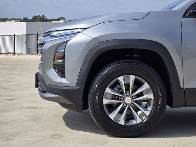 2026 Sterling Gray Metallic Chevrolet Equinox LT FWD SUV