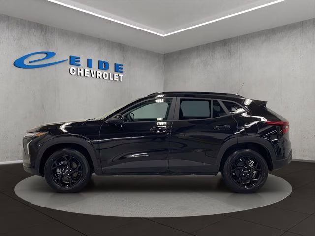 2026 Black Metallic Chevrolet Trax LT FWD SUV