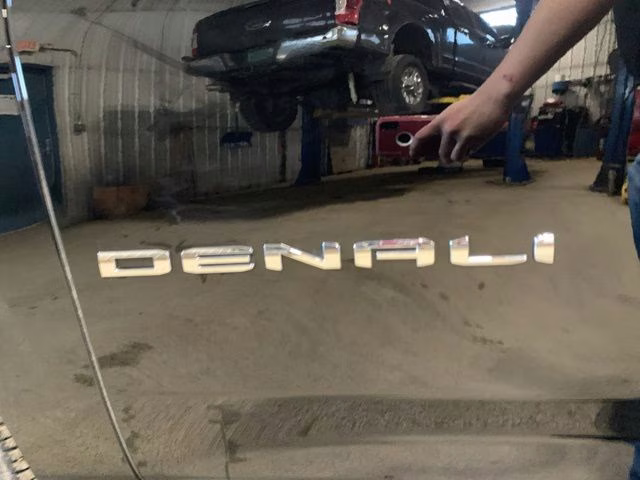 2023 Onyx Black GMC Yukon Denali 4X4 SUV