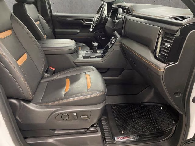 2023 Summit White GMC Sierra 1500 AT4 4X4 Truck