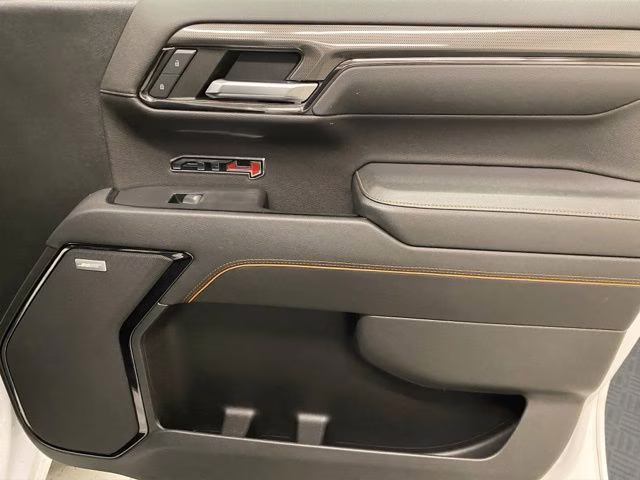 2023 Summit White GMC Sierra 1500 AT4 4X4 Truck