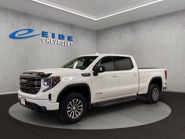 2023 Summit White GMC Sierra 1500 AT4 4X4 Truck