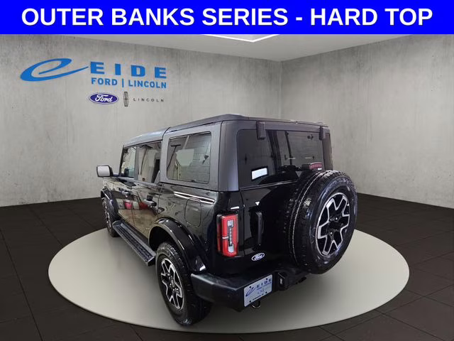 2026 Shadow Black Ford Bronco Outer Banks 4X4 SUV