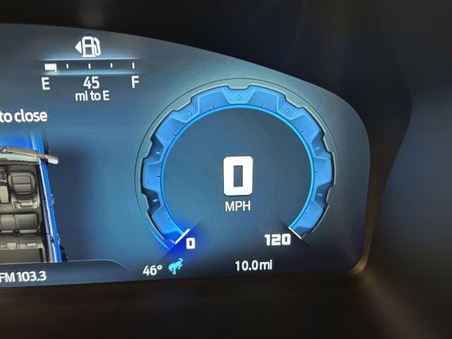 2026 Avalanche Gray Ford Bronco Outer Banks 4X4 SUV