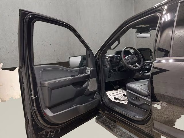 2026 Agate Black Metallic Ford F-150 Lariat Black Appearance 4X4 Truck