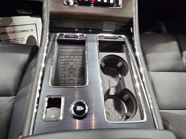 2026 Pristine White Metallic Tri-Coat Lincoln Aviator Premiere AWD SUV