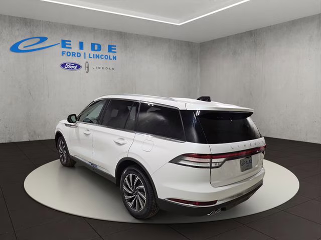 2026 Pristine White Metallic Tri-Coat Lincoln Aviator Premiere AWD SUV