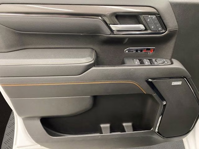 2023 Summit White GMC Sierra 1500 AT4 4X4 Truck