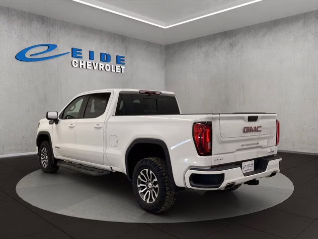 2023 Summit White GMC Sierra 1500 AT4 4X4 Truck
