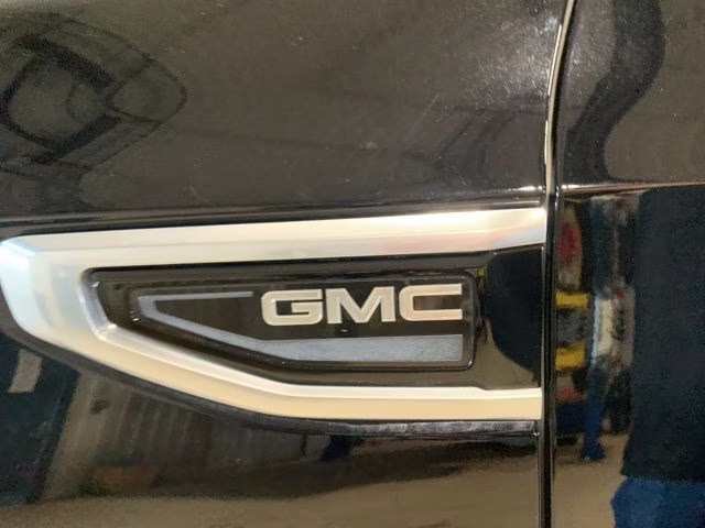 2023 Onyx Black GMC Yukon Denali 4X4 SUV