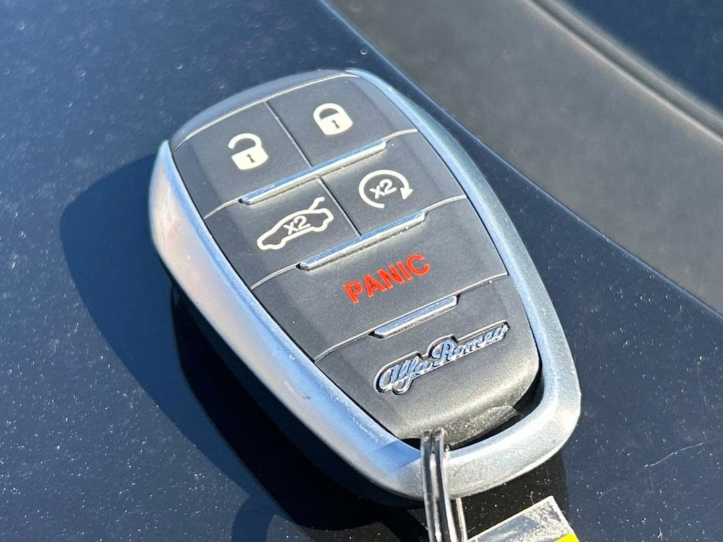 2024 Alfa Black Alfa Romeo Tonale Veloce AWD SUV