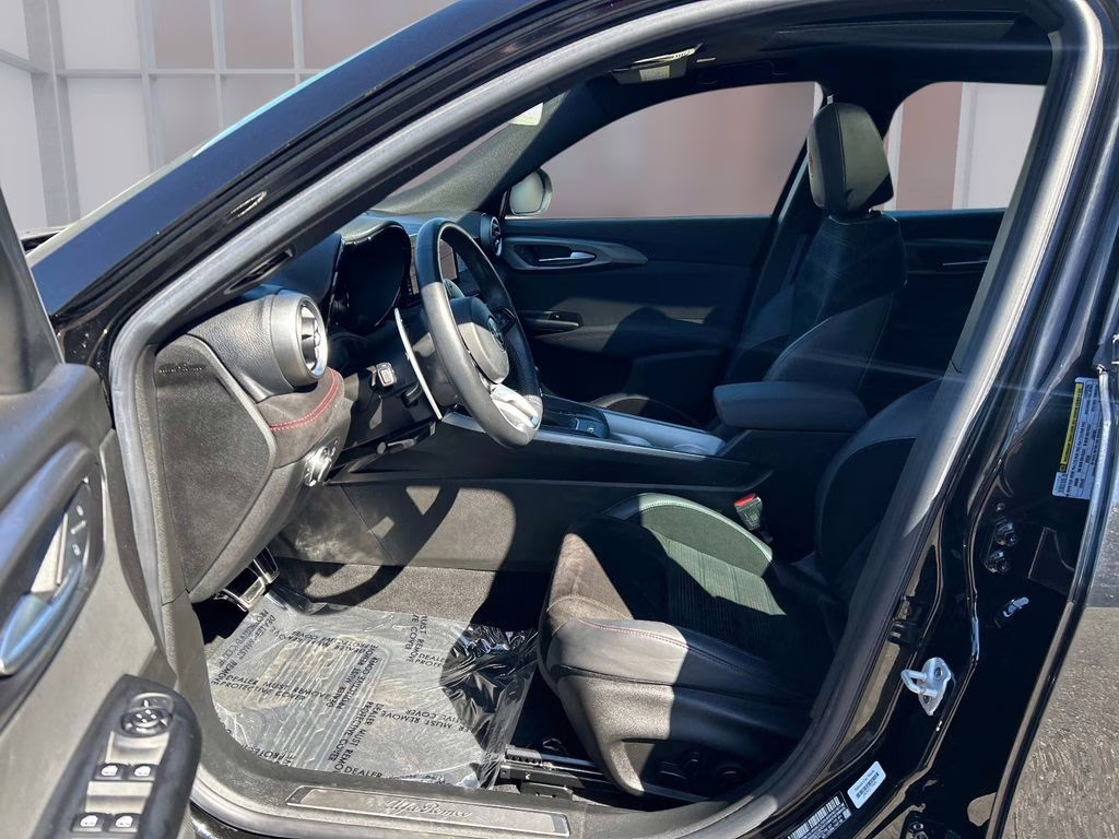 2024 Alfa Black Alfa Romeo Tonale Veloce AWD SUV