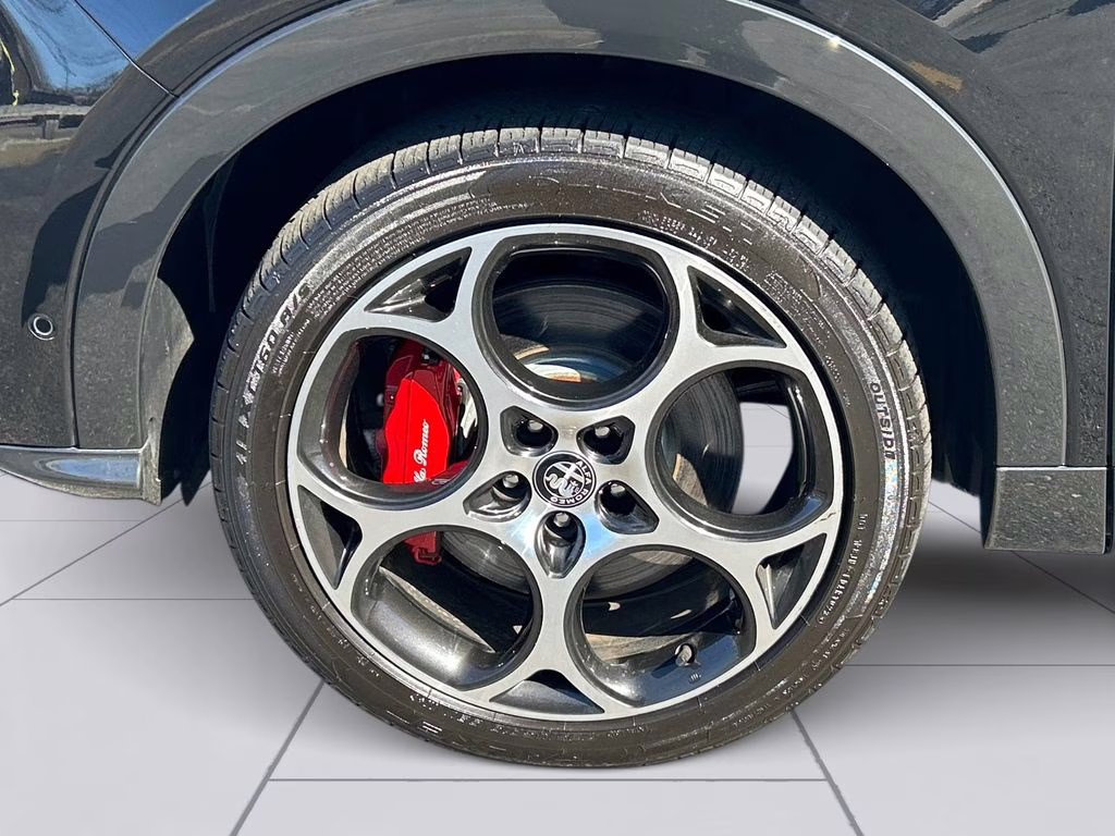 2024 Alfa Black Alfa Romeo Tonale Veloce AWD SUV