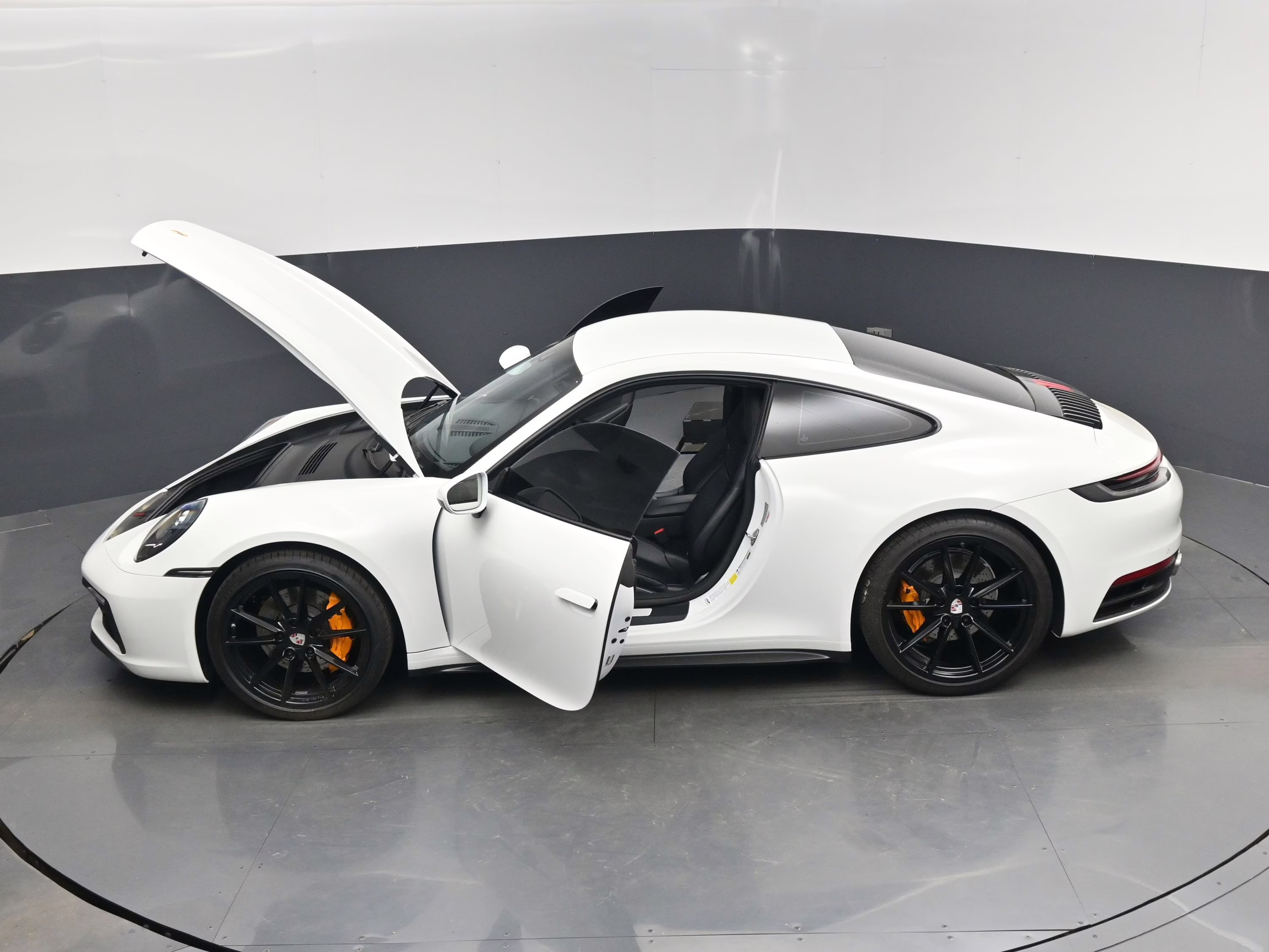 2020 White Porsche 911 Carrera 4S AWD Coupe